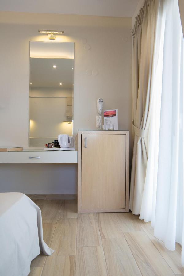 Moonlight Hotel Sztalída Kültér fotó